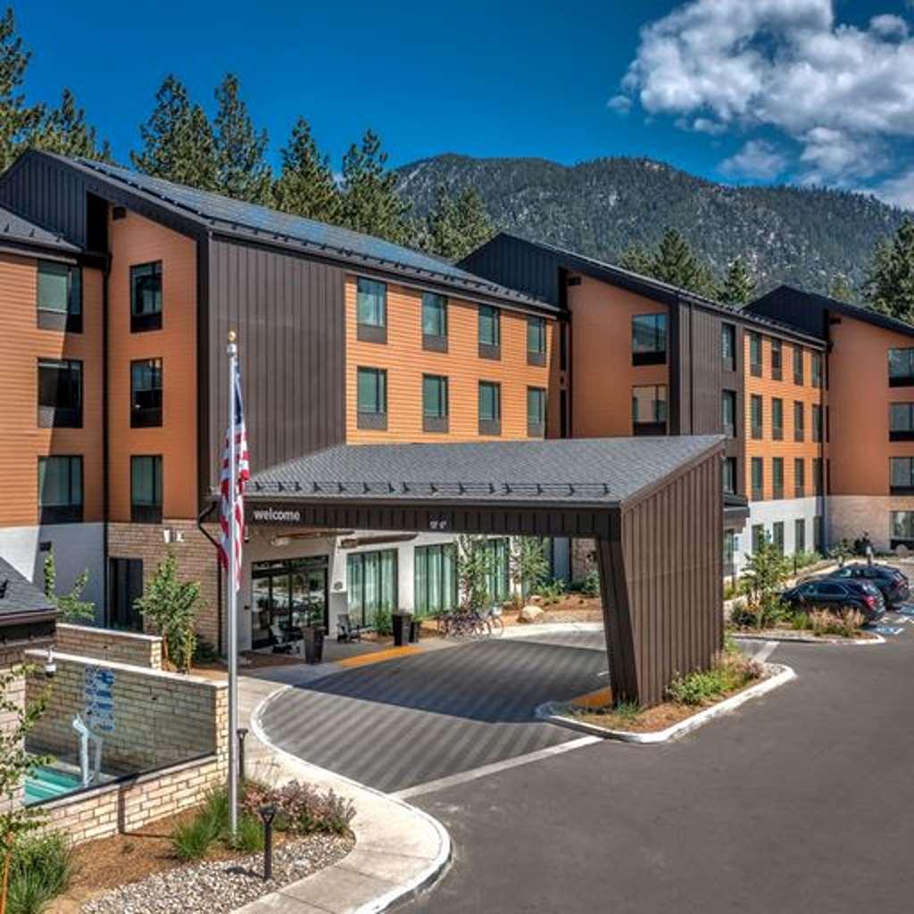 Hampton Inn & Suites サウス・レイクタホ エクステリア 写真