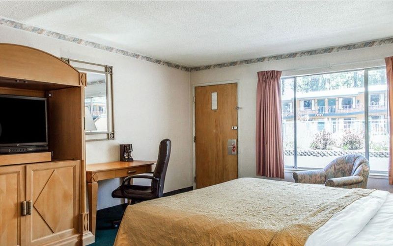 Hampton Inn & Suites サウス・レイクタホ エクステリア 写真